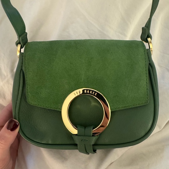 Ted Baker Green Crossbody Bag with Gold Ring Accent - Picture 2 of 6